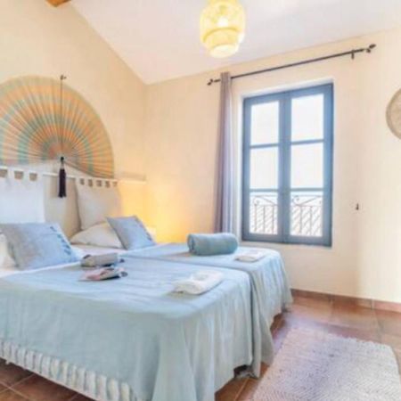 Maison Cosy Lodge 15 P Clim Wifi Cour Garage Montfrin 外观 照片
